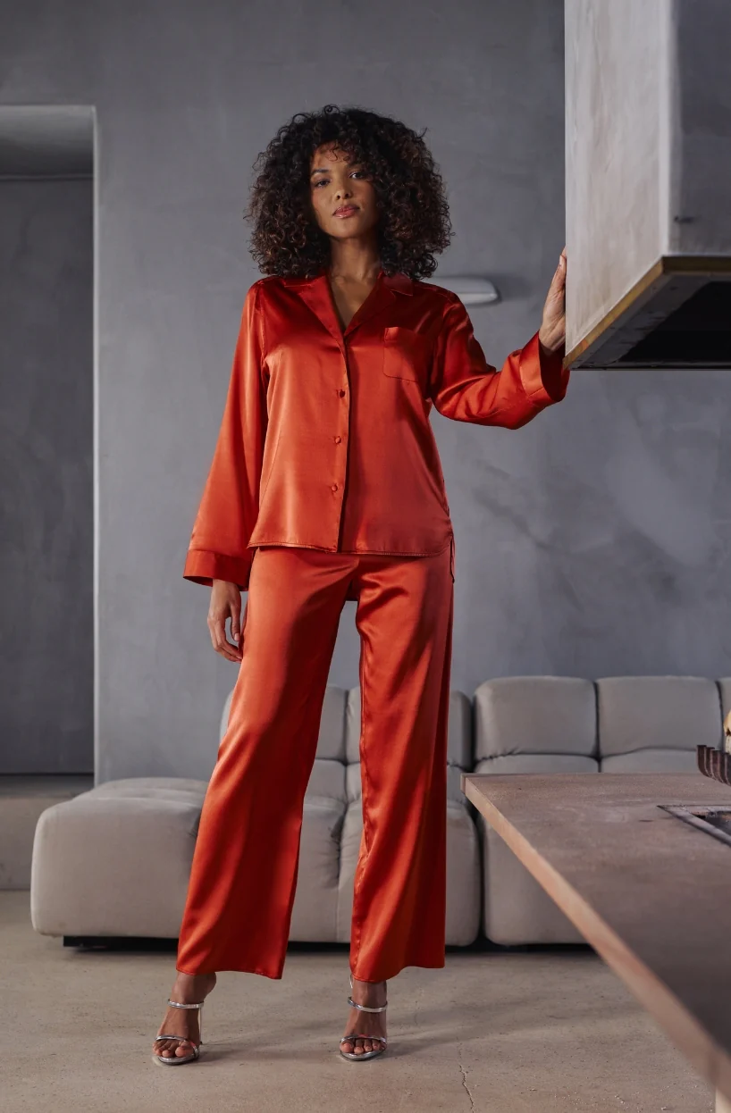 Pajama Rouge Pyjama Bonnie en satin rouge – marjolaine