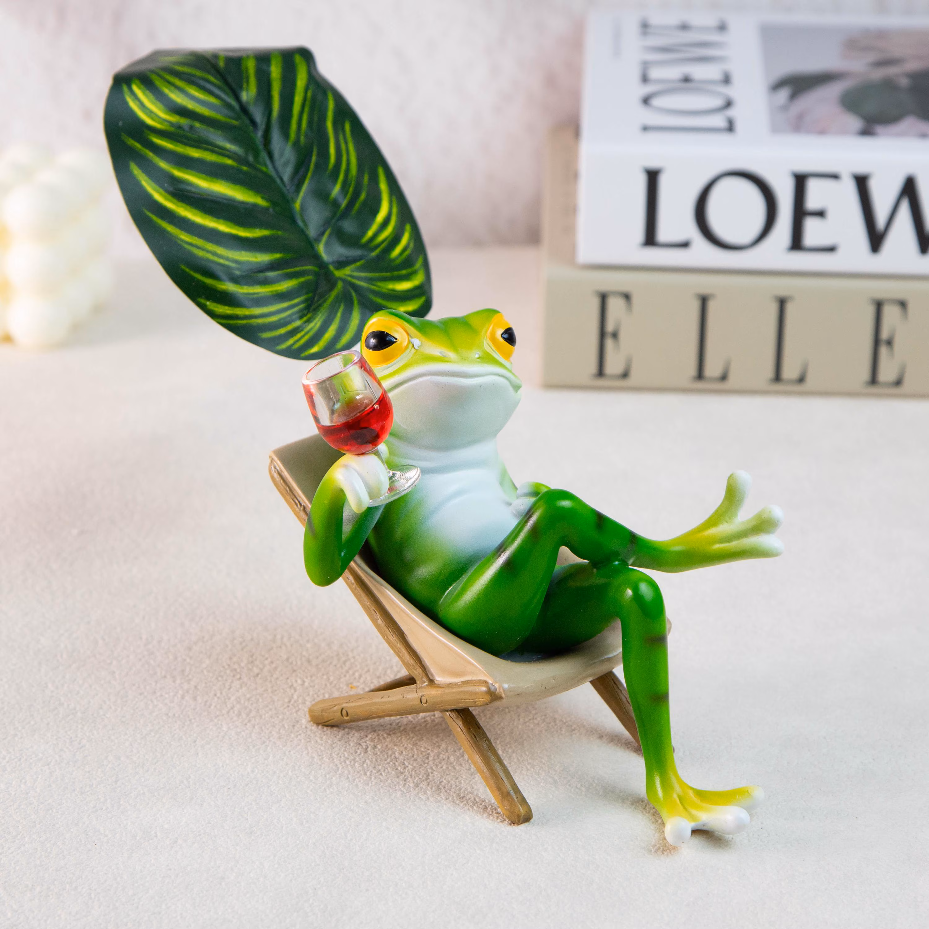 Creative Frog Wine Glass Ornament - Whimsical Resin Statue