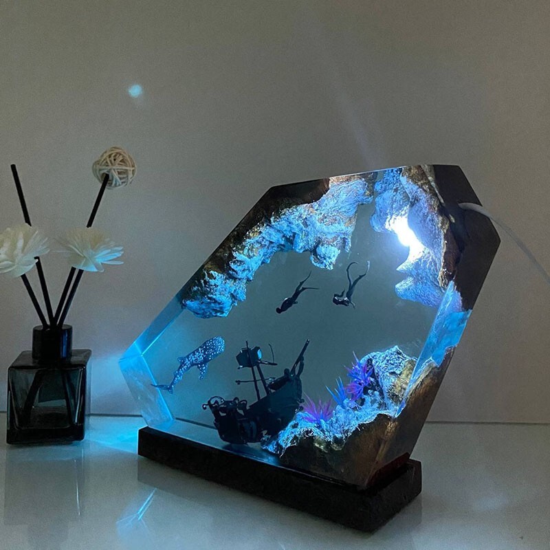 BEST SELLER❗❗Whale shark and Couple Diver Night Light