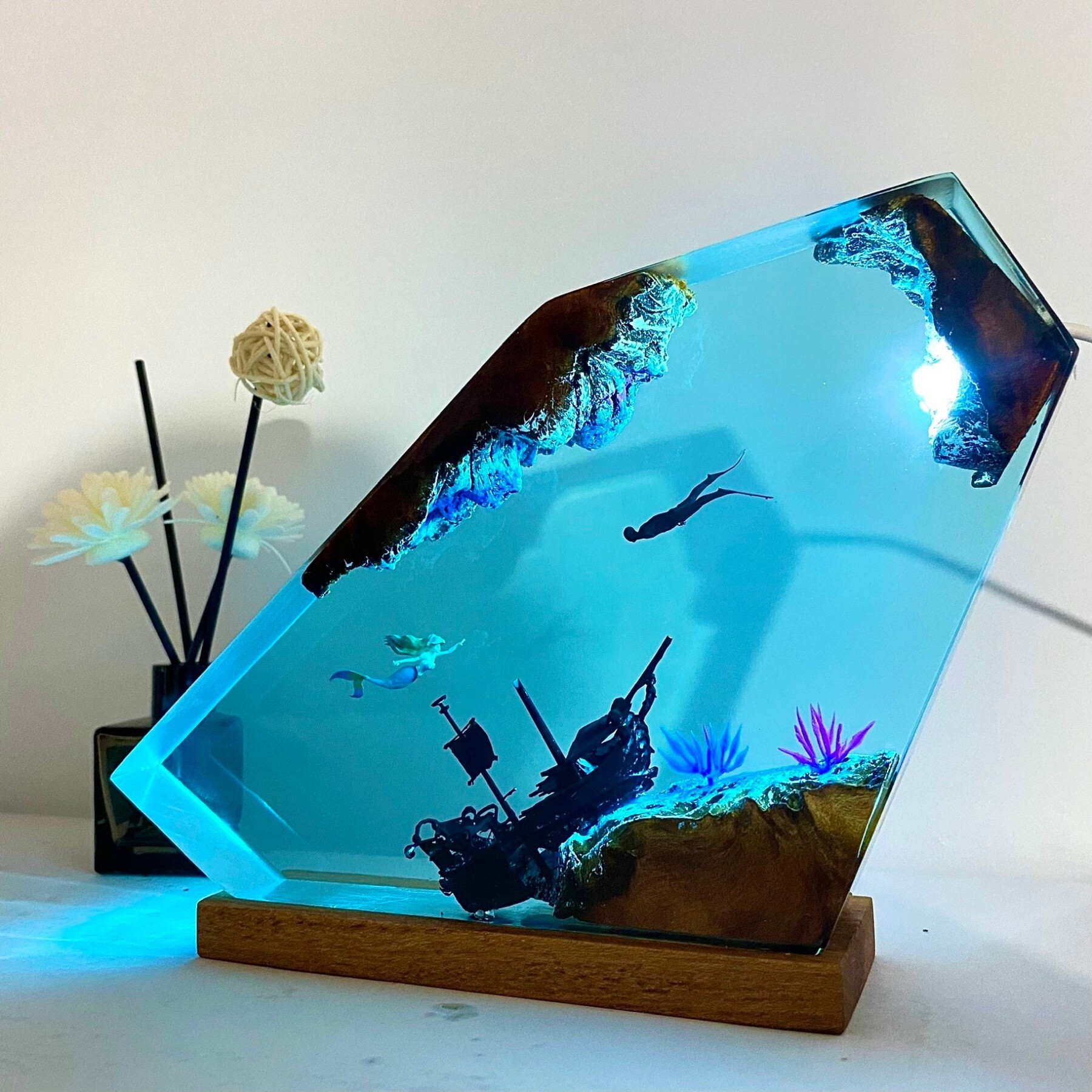 HOT SALE❗❗❗Mermaid Night Light Little Mermaid & Human Epoxy Resin