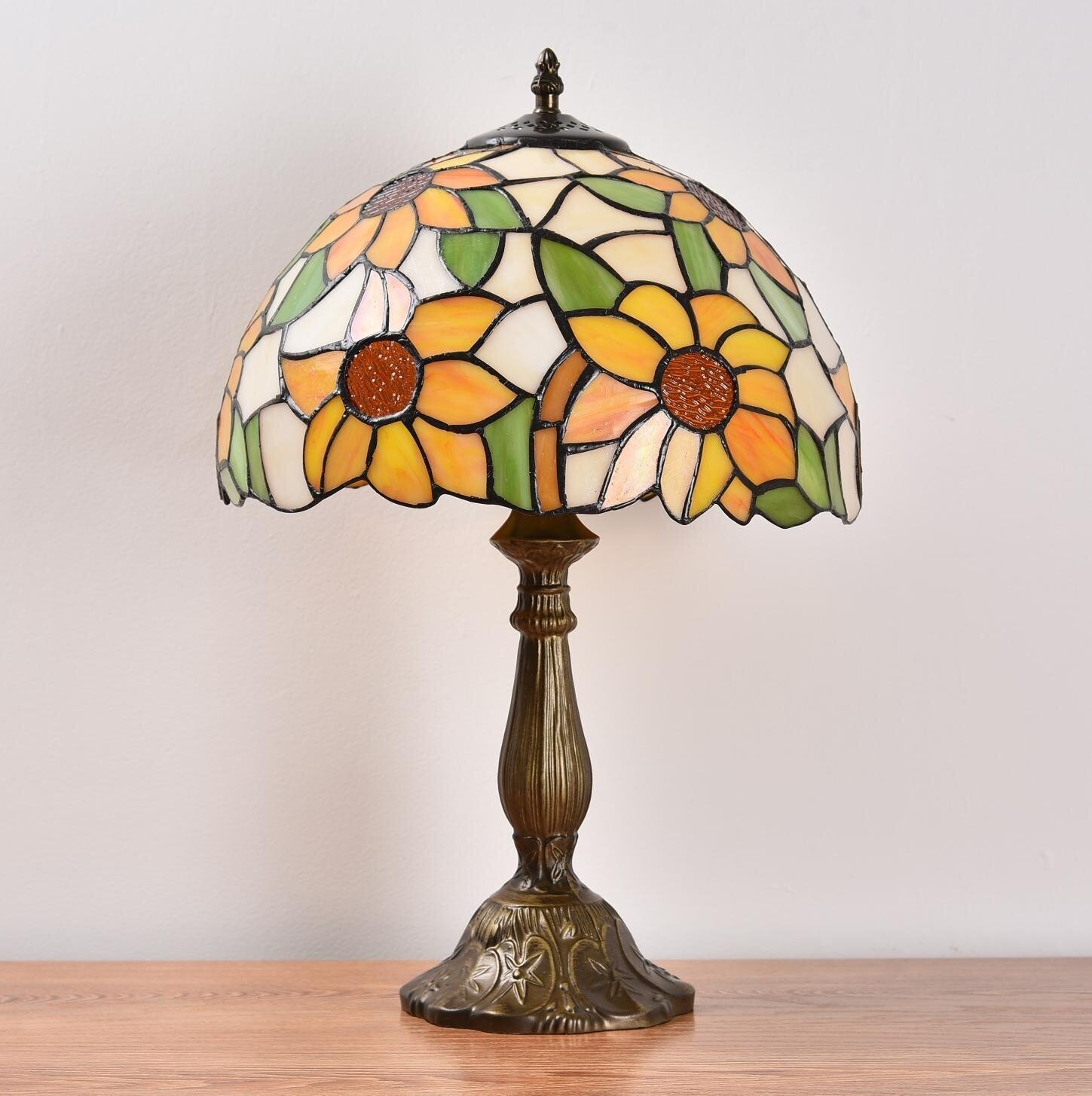 Benahid Stained Glass Lamp Style Bedside Lamp, Country Table Lamp, Base 18
